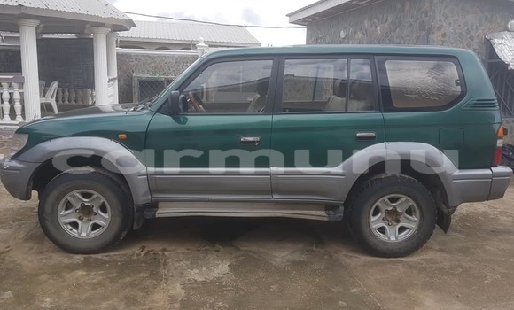 Buy Used Toyota Land Cruiser Prado Green Car in Brazzaville in Municipality of Brazzaville Buy Used Toyota Land Cruiser Prado Green Car in Brazzaville in Municipality of Brazzaville