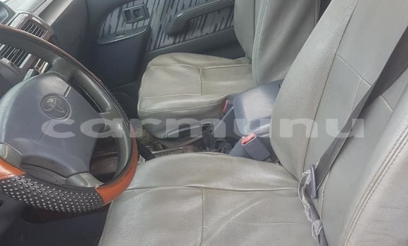 Buy Used Toyota Land Cruiser Prado Green Car in Brazzaville in Municipality of Brazzaville Buy Used Toyota Land Cruiser Prado Green Car in Brazzaville in Municipality of Brazzaville