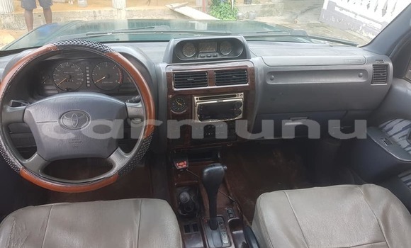 Buy Used Toyota Land Cruiser Prado Green Car in Brazzaville in Municipality of Brazzaville Buy Used Toyota Land Cruiser Prado Green Car in Brazzaville in Municipality of Brazzaville