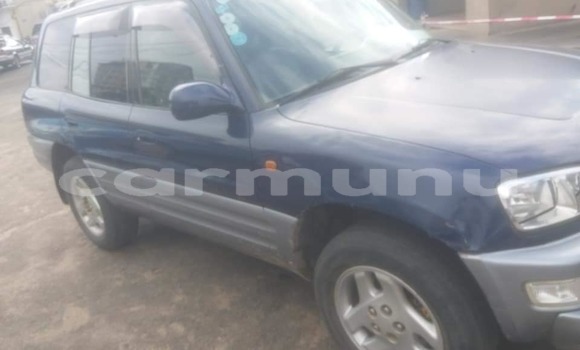 Buy Used Toyota RAV4 Blue Car in Brazzaville in Municipality of Brazzaville Buy Used Toyota RAV4 Blue Car in Brazzaville in Municipality of Brazzaville