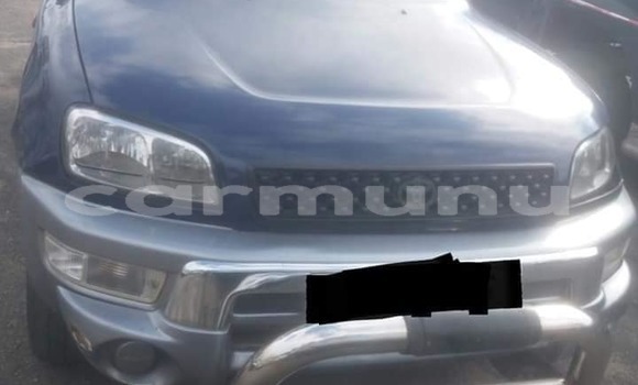 Buy Used Toyota RAV4 Blue Car in Brazzaville in Municipality of Brazzaville Buy Used Toyota RAV4 Blue Car in Brazzaville in Municipality of Brazzaville