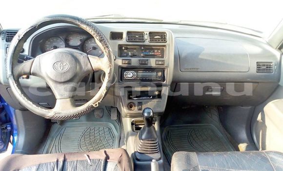 Buy Used Toyota RAV4 Blue Car in Brazzaville in Municipality of Brazzaville Buy Used Toyota RAV4 Blue Car in Brazzaville in Municipality of Brazzaville