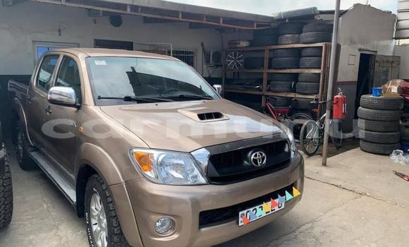 Buy Used Toyota Hilux Brown Car in Brazzaville in Municipality of Brazzaville Buy Used Toyota Hilux Brown Car in Brazzaville in Municipality of Brazzaville