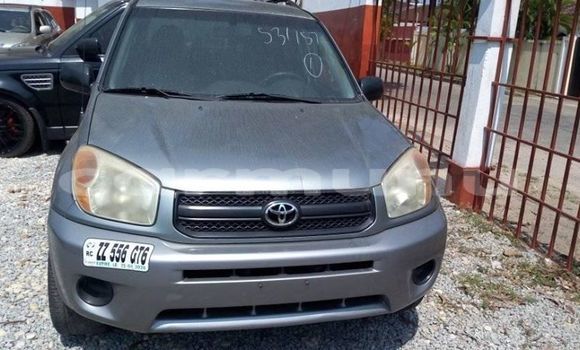 Buy Used Toyota RAV4 Silver Car in Brazzaville in Municipality of Brazzaville Buy Used Toyota RAV4 Silver Car in Brazzaville in Municipality of Brazzaville