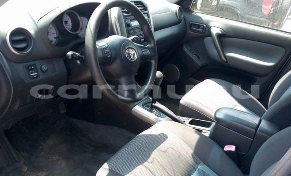 Buy Used Toyota RAV4 Silver Car in Brazzaville in Municipality of Brazzaville Buy Used Toyota RAV4 Silver Car in Brazzaville in Municipality of Brazzaville