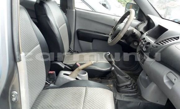 Buy Used Mitsubishi L200 Other Car in Brazzaville in Municipality of Brazzaville Buy Used Mitsubishi L200 Other Car in Brazzaville in Municipality of Brazzaville