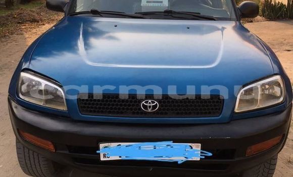 Acheter Occasion Voiture Toyota RAV4 Bleu à Brazzaville, Commune de Brazzaville Acheter Occasion Voiture Toyota RAV4 Bleu à Brazzaville, Commune de Brazzaville