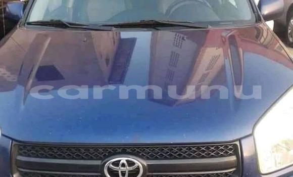 Acheter Occasion Voiture Toyota RAV4 Bleu à Brazzaville, Commune de Brazzaville Acheter Occasion Voiture Toyota RAV4 Bleu à Brazzaville, Commune de Brazzaville