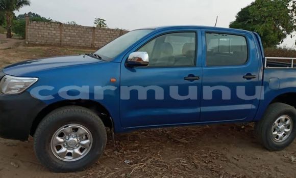 Acheter Occasion Voiture Toyota Hilux Bleu à Brazzaville, Commune de Brazzaville Acheter Occasion Voiture Toyota Hilux Bleu à Brazzaville, Commune de Brazzaville