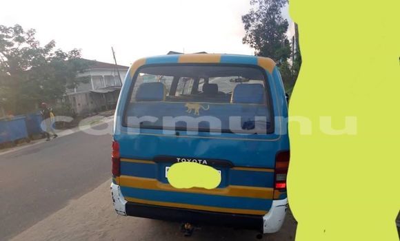 Acheter Occasion Voiture Toyota Hiace Bleu à Brazzaville, Commune de Brazzaville Acheter Occasion Voiture Toyota Hiace Bleu à Brazzaville, Commune de Brazzaville