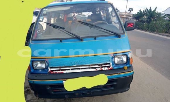 Acheter Occasion Voiture Toyota Hiace Bleu à Brazzaville, Commune de Brazzaville Acheter Occasion Voiture Toyota Hiace Bleu à Brazzaville, Commune de Brazzaville