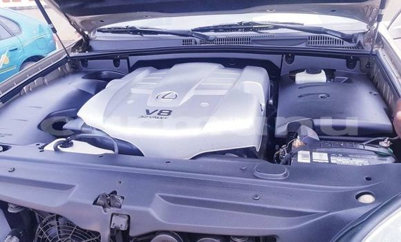 Acheter Occasion Voiture Lexus LX Gris à Brazzaville, Commune de Brazzaville Acheter Occasion Voiture Lexus LX Gris à Brazzaville, Commune de Brazzaville