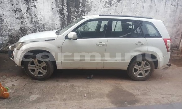 Buy Used Suzuki Grand Vitara White Car in Brazzaville in Municipality of Brazzaville Buy Used Suzuki Grand Vitara White Car in Brazzaville in Municipality of Brazzaville