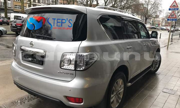 Acheter Occasion Voiture Nissan Titan Gris à Brazzaville, Commune de Brazzaville Acheter Occasion Voiture Nissan Titan Gris à Brazzaville, Commune de Brazzaville