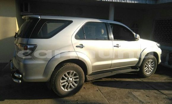 Buy Used Toyota Fortuner Silver Car in Brazzaville in Municipality of Brazzaville Buy Used Toyota Fortuner Silver Car in Brazzaville in Municipality of Brazzaville