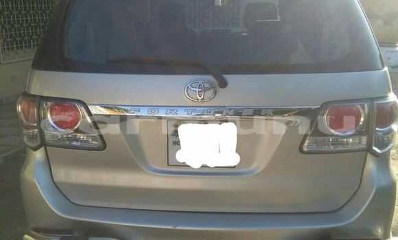 Buy Used Toyota Fortuner Silver Car in Brazzaville in Municipality of Brazzaville Buy Used Toyota Fortuner Silver Car in Brazzaville in Municipality of Brazzaville