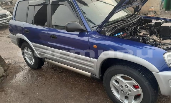 Acheter Occasion Voiture Toyota RAV4 Bleu à Brazzaville, Commune de Brazzaville Acheter Occasion Voiture Toyota RAV4 Bleu à Brazzaville, Commune de Brazzaville