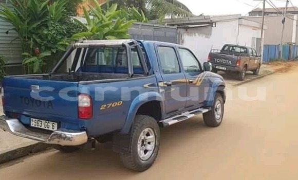 Acheter Occasion Voiture Toyota Hilux Bleu à Brazzaville, Commune de Brazzaville Acheter Occasion Voiture Toyota Hilux Bleu à Brazzaville, Commune de Brazzaville