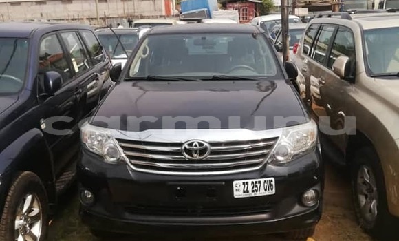 Acheter Occasion Voiture Toyota Fortuner Noir à Brazzaville, Commune de Brazzaville Acheter Occasion Voiture Toyota Fortuner Noir à Brazzaville, Commune de Brazzaville