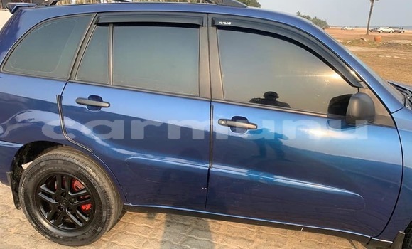 Acheter Occasion Voiture Toyota RAV4 Bleu à Brazzaville, Commune de Brazzaville Acheter Occasion Voiture Toyota RAV4 Bleu à Brazzaville, Commune de Brazzaville