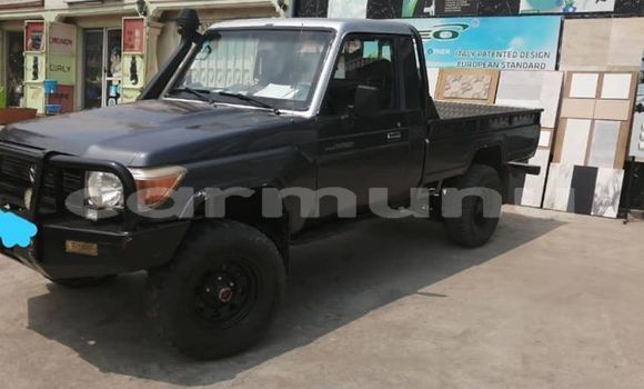 Acheter Occasion Voiture Toyota Land Cruiser Noir à Brazzaville, Commune de Brazzaville Acheter Occasion Voiture Toyota Land Cruiser Noir à Brazzaville, Commune de Brazzaville