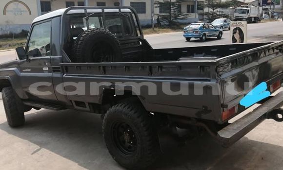 Acheter Occasion Voiture Toyota Land Cruiser Noir à Brazzaville, Commune de Brazzaville Acheter Occasion Voiture Toyota Land Cruiser Noir à Brazzaville, Commune de Brazzaville