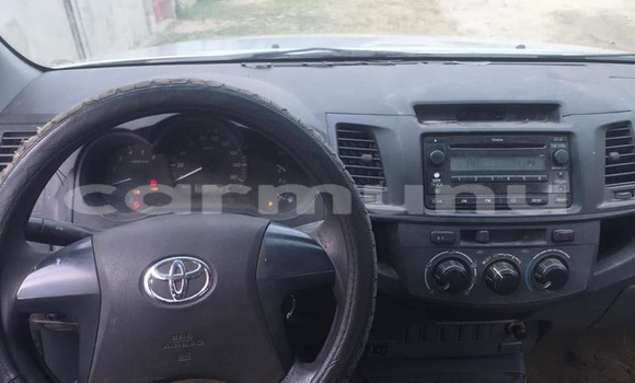 Acheter Occasion Voiture Toyota Hilux Gris à Brazzaville, Commune de Brazzaville Acheter Occasion Voiture Toyota Hilux Gris à Brazzaville, Commune de Brazzaville