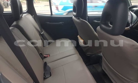 Acheter Occasion Voiture Toyota RAV4 Bleu à Brazzaville, Commune de Brazzaville Acheter Occasion Voiture Toyota RAV4 Bleu à Brazzaville, Commune de Brazzaville