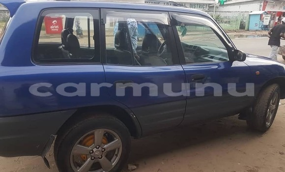 Acheter Occasion Voiture Toyota RAV4 Bleu à Brazzaville, Commune de Brazzaville Acheter Occasion Voiture Toyota RAV4 Bleu à Brazzaville, Commune de Brazzaville