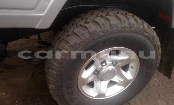 Acheter Occasion Voiture Toyota Land Cruiser Gris à Brazzaville, Commune de Brazzaville Acheter Occasion Voiture Toyota Land Cruiser Gris à Brazzaville, Commune de Brazzaville