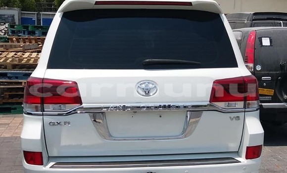 Acheter Occasion Voiture Toyota Land Cruiser Blanc à Brazzaville, Commune de Brazzaville Acheter Occasion Voiture Toyota Land Cruiser Blanc à Brazzaville, Commune de Brazzaville