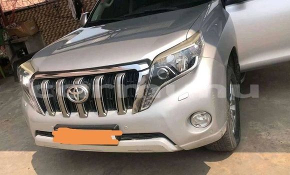 Buy Used Toyota Land Cruiser Prado Silver Car in Brazzaville in Municipality of Brazzaville Buy Used Toyota Land Cruiser Prado Silver Car in Brazzaville in Municipality of Brazzaville