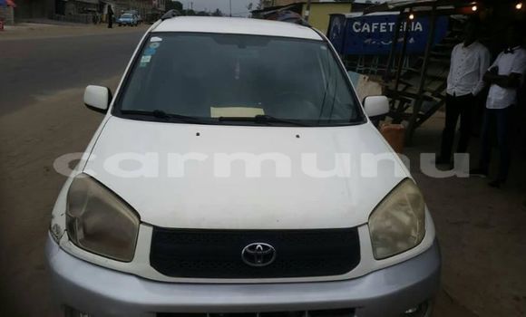 Buy Used Toyota RAV4 White Car in Brazzaville in Municipality of Brazzaville Buy Used Toyota RAV4 White Car in Brazzaville in Municipality of Brazzaville