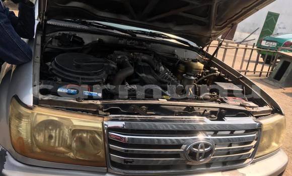 Acheter Occasion Voiture Toyota Land Cruiser Gris à Brazzaville, Commune de Brazzaville Acheter Occasion Voiture Toyota Land Cruiser Gris à Brazzaville, Commune de Brazzaville