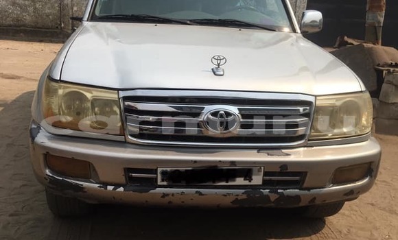 Acheter Occasion Voiture Toyota Land Cruiser Gris à Brazzaville, Commune de Brazzaville Acheter Occasion Voiture Toyota Land Cruiser Gris à Brazzaville, Commune de Brazzaville