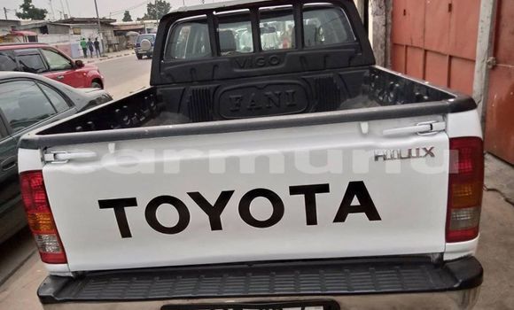 Acheter Occasion Voiture Toyota Hilux Blanc à Brazzaville, Commune de Brazzaville Acheter Occasion Voiture Toyota Hilux Blanc à Brazzaville, Commune de Brazzaville