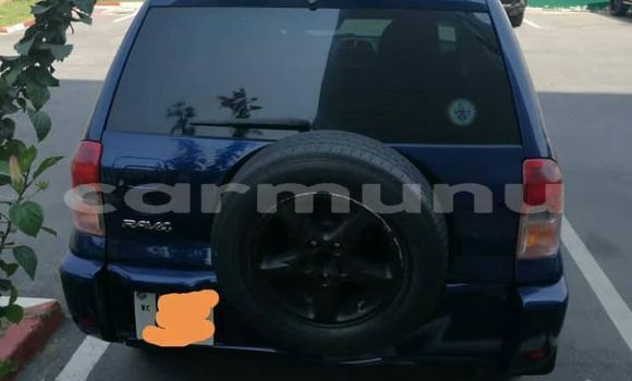 Acheter Occasion Voiture Toyota RAV4 Bleu à Brazzaville, Commune de Brazzaville Acheter Occasion Voiture Toyota RAV4 Bleu à Brazzaville, Commune de Brazzaville