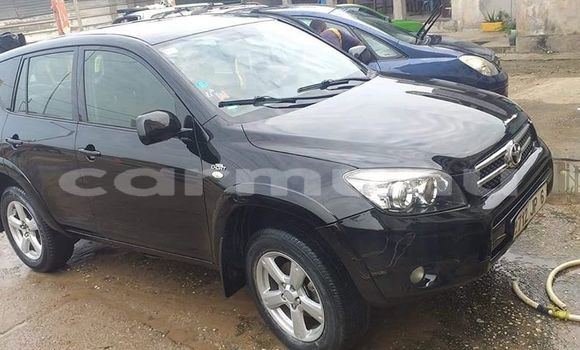 Acheter Occasion Voiture Toyota RAV4 Noir à Brazzaville, Commune de Brazzaville Acheter Occasion Voiture Toyota RAV4 Noir à Brazzaville, Commune de Brazzaville