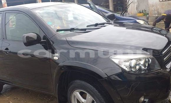 Acheter Occasion Voiture Toyota RAV4 Noir à Brazzaville, Commune de Brazzaville Acheter Occasion Voiture Toyota RAV4 Noir à Brazzaville, Commune de Brazzaville