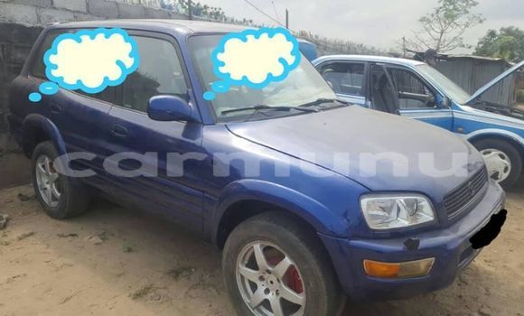 Buy Used Toyota RAV4 Blue Car in Brazzaville in Municipality of Brazzaville Buy Used Toyota RAV4 Blue Car in Brazzaville in Municipality of Brazzaville