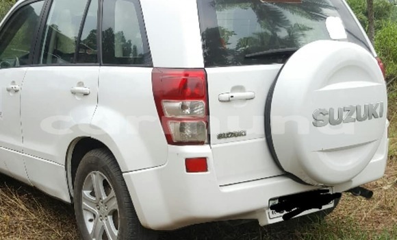 Acheter Occasion Voiture Suzuki Grand Vitara Blanc à Brazzaville, Commune de Brazzaville Acheter Occasion Voiture Suzuki Grand Vitara Blanc à Brazzaville, Commune de Brazzaville
