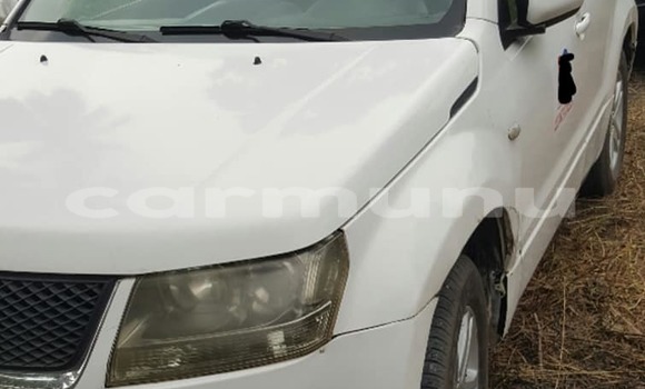 Acheter Occasion Voiture Suzuki Grand Vitara Blanc à Brazzaville, Commune de Brazzaville Acheter Occasion Voiture Suzuki Grand Vitara Blanc à Brazzaville, Commune de Brazzaville