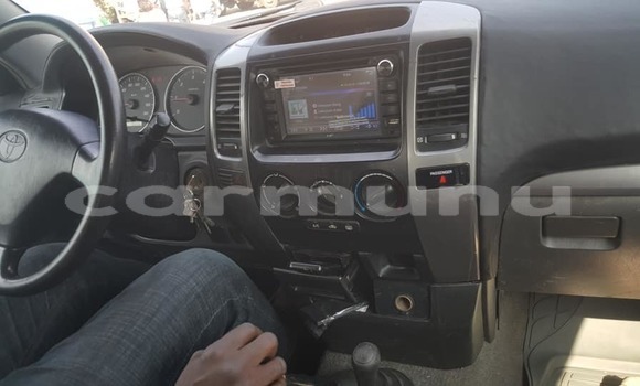 Acheter Occasion Voiture Toyota Land Cruiser Prado Gris à Brazzaville, Commune de Brazzaville Acheter Occasion Voiture Toyota Land Cruiser Prado Gris à Brazzaville, Commune de Brazzaville