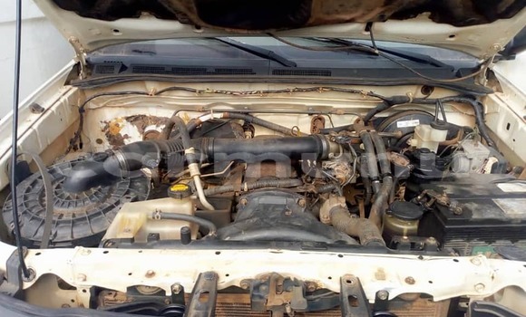 Acheter Occasion Voiture Toyota Hilux Blanc à Brazzaville, Commune de Brazzaville Acheter Occasion Voiture Toyota Hilux Blanc à Brazzaville, Commune de Brazzaville