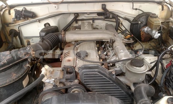 Acheter Occasion Voiture Toyota Pickup Blanc à Brazzaville, Commune de Brazzaville Acheter Occasion Voiture Toyota Pickup Blanc à Brazzaville, Commune de Brazzaville