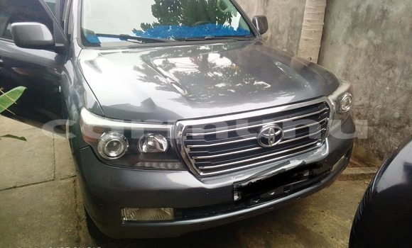 Acheter Occasion Voiture Toyota Land Cruiser Bleu à Brazzaville, Commune de Brazzaville Acheter Occasion Voiture Toyota Land Cruiser Bleu à Brazzaville, Commune de Brazzaville