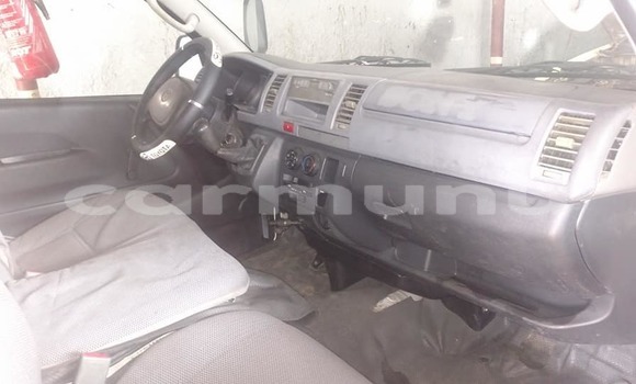 Acheter Occasion Voiture Toyota Hiace Blanc à Brazzaville, Commune de Brazzaville Acheter Occasion Voiture Toyota Hiace Blanc à Brazzaville, Commune de Brazzaville