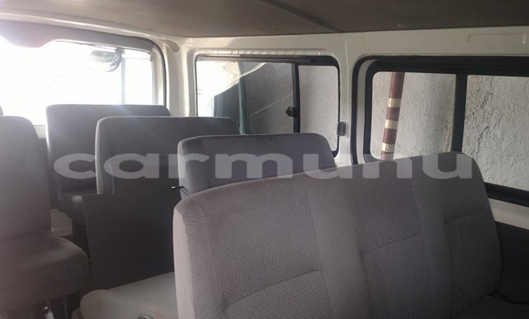 Acheter Occasion Voiture Toyota Hiace Blanc à Brazzaville, Commune de Brazzaville Acheter Occasion Voiture Toyota Hiace Blanc à Brazzaville, Commune de Brazzaville