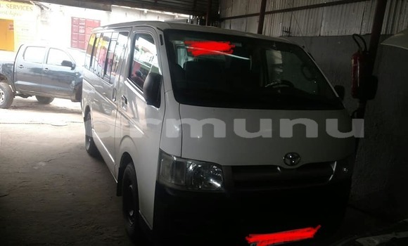Acheter Occasion Voiture Toyota Hiace Blanc à Brazzaville, Commune de Brazzaville Acheter Occasion Voiture Toyota Hiace Blanc à Brazzaville, Commune de Brazzaville