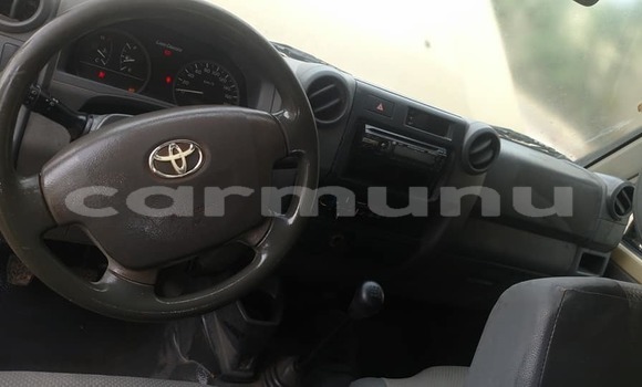Acheter Occasion Voiture Toyota Pickup Beige à Brazzaville, Commune de Brazzaville Acheter Occasion Voiture Toyota Pickup Beige à Brazzaville, Commune de Brazzaville